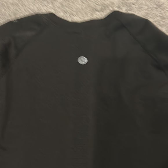 Never worn black long sleeve with thumb slits on sleeves - Picture 5 of 6